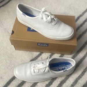 Classic White Keds